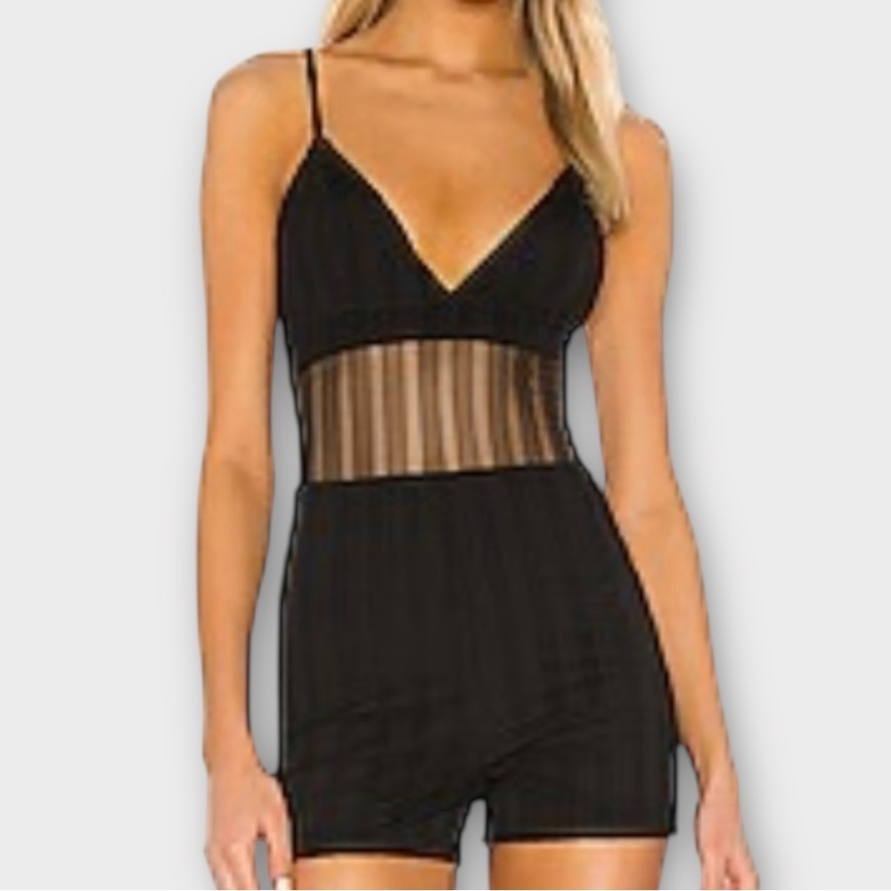 Revolve h:ours Kelly‎ Dressy Romper Shorts in Black Women’s Size L NWT